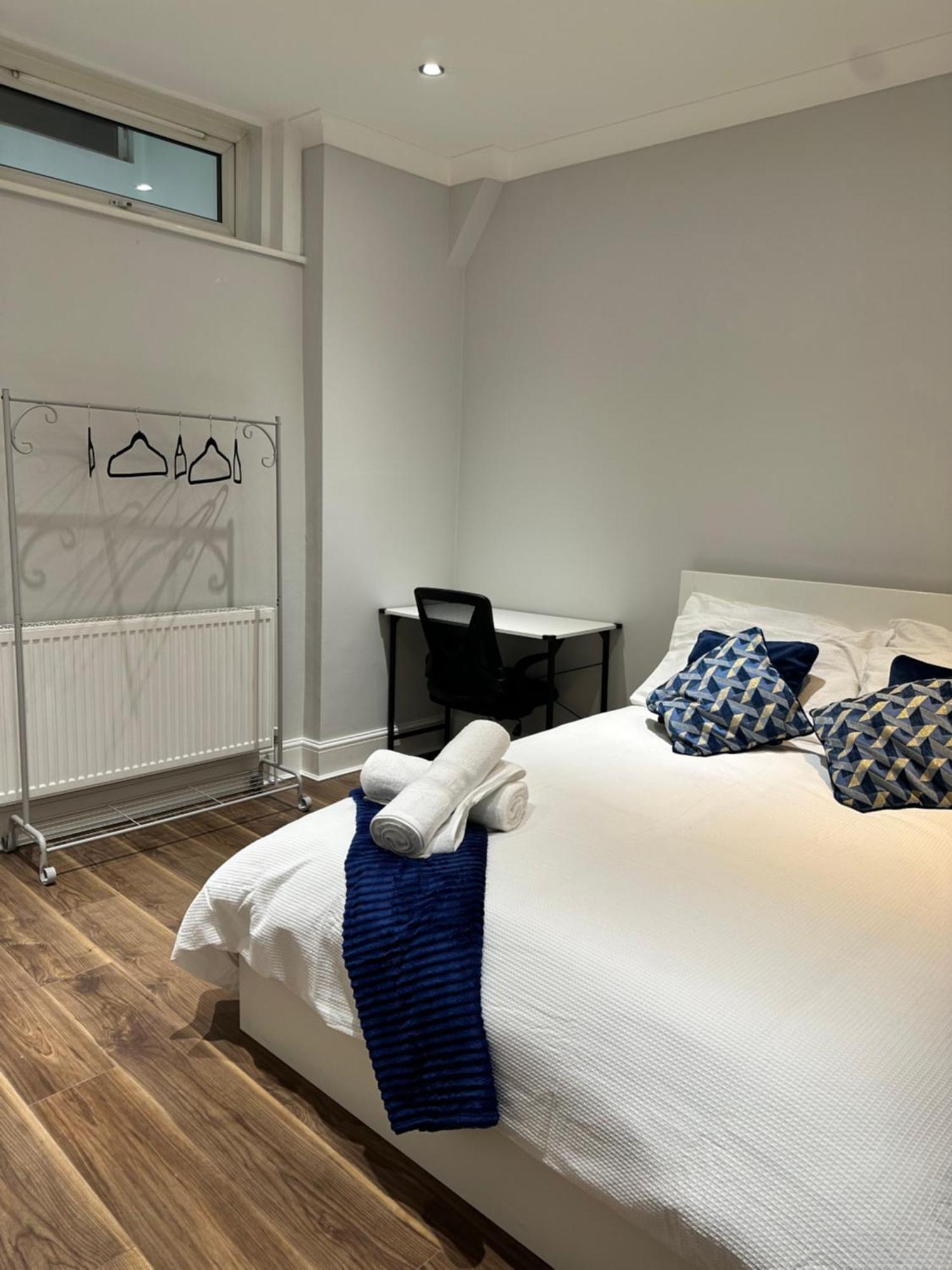 Liverpool Street Blue Bedroom Séjour chez l'habitant *